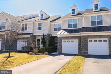 2089 Julia Dr, Conshohocken, PA 19428 - photo 2