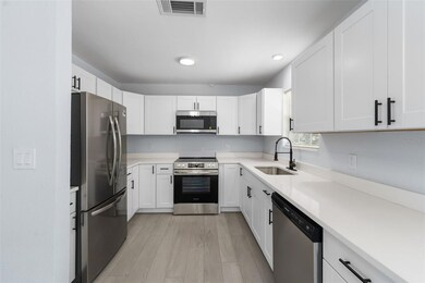 202 SE 14 Place, Gainesville, FL 32601 - photo 2