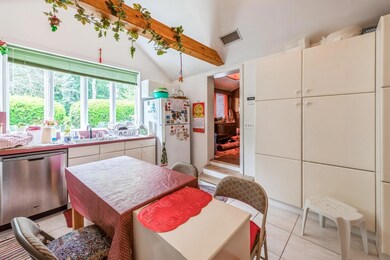 51 W Donellan Rd, Hampton Bays, NY 11946 - photo 5