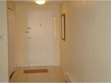 31 Lodgen Ct unit 3B, Malden, MA 02148 - photo 5