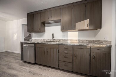 1075 W 7th St, Weiser, ID 83672 - photo 7