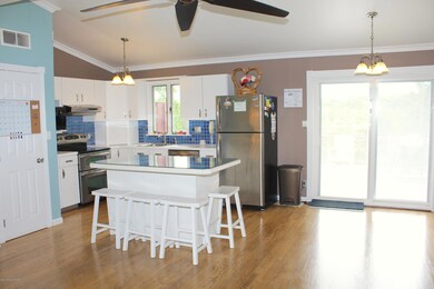 2230 Skyline Dr, Slatington, PA 18080 - photo 4