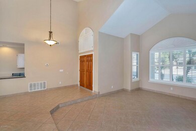 4243 N Lomond DR to Entry