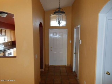 023-282943 Interior  Entrance