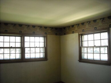 9248 Grace St, Highland, IN 46322 - photo 6