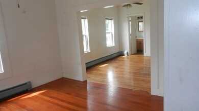 13 Tyler St, North Adams, MA 01247 - photo 5