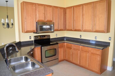 All appliances stay!