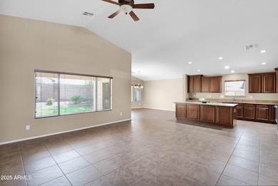 16-web-or-mls-P1222935