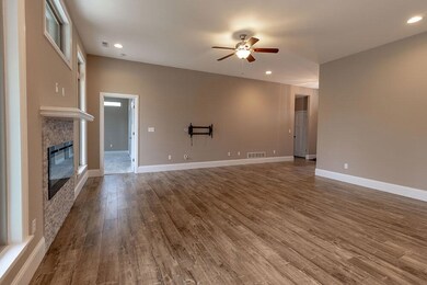 4202 Meadow View Dr, Columbia, MO 65201 - photo 7