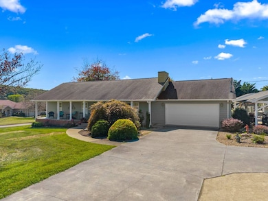 727 Burchfield Rd, Dandridge, TN 37725 - photo 2