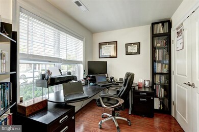 653 Raven Ave, Gaithersburg, MD 20877 - photo 3