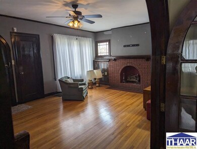 146 S 23rd St, Terre Haute, IN 47803 - photo 2