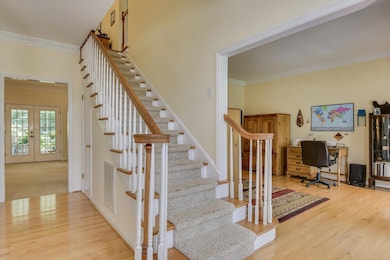 FOYER ALT VIEW