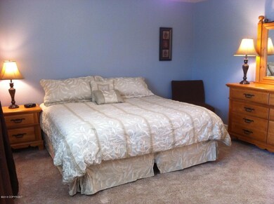 4042 North Star St unit 4, Anchorage, AK 99503 - photo 7