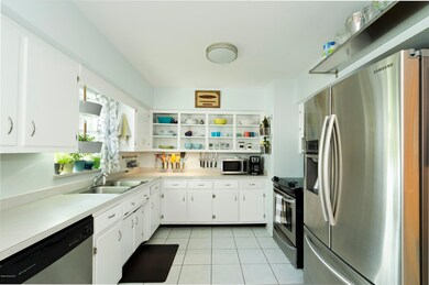 Kitchen1