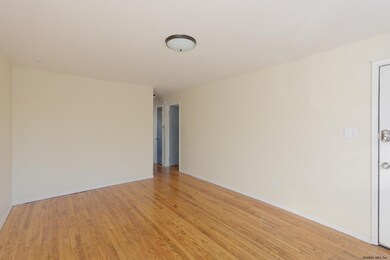 23 Mcalpin St unit 2nd Floor, Albany, NY 12209 - photo 7