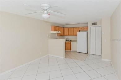 4736 Walden Cir unit 34, Orlando, FL 32811 - photo 2