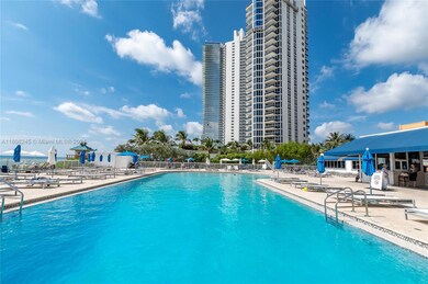 19201 Collins Aveavailbnow unit 318, Sunny Isles Beach, FL 33160 - photo 4