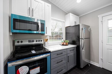 4642 N High Street Condominium St unit 4642, Columbus, OH 43214 - photo 6