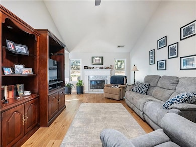 1695 Heatherton Rd unit 2, Dacula, GA 30019 - photo 3