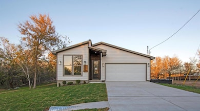 336 Nene Ln, Bastrop, TX 78602 - photo 2