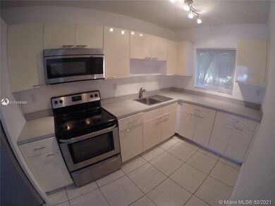 525 79th St unit 3, Miami Beach, FL 33141 - photo 2