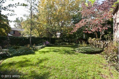 220 Wendover Rd, Baltimore, MD 21218 - photo 4