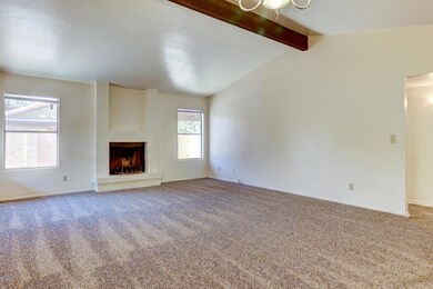 2114 E Forge Ave-11