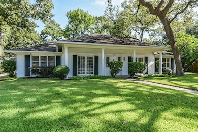 13314 Pebblebrook Dr, Houston, TX 77079 - photo 2