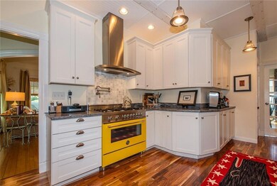 24 Fullerton St, Boothbay Harbor, ME 04538 - photo 7