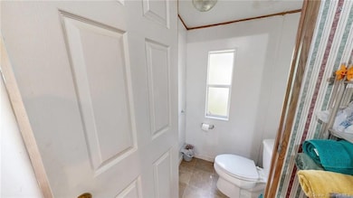 313 N Frazier St, Dequincy, LA 70633 - photo 7