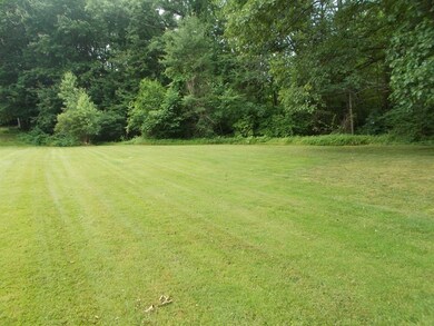 108 Litchfield Pines Dr unit A, Leominster, MA 01453 - photo 2