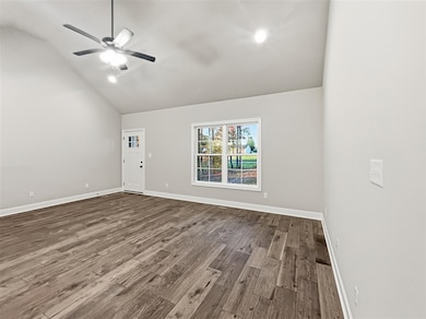 207 Ayers Ln, Scottsville, KY 42164 - photo 3