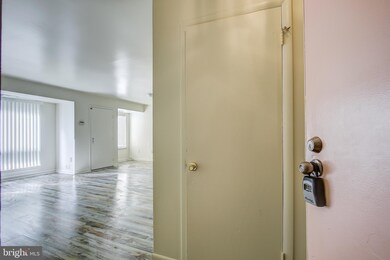 8867 Rollright Ct unit CTI, Columbia, MD 21045 - photo 5