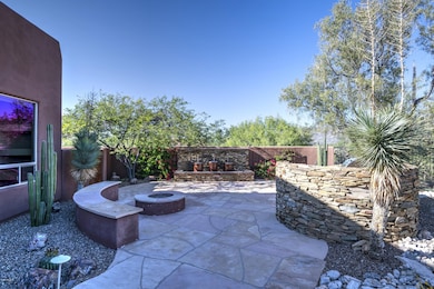 outdoor kitchen, gas firepit