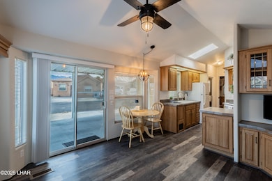 1905 Victoria Farms Rd unit 137, Lake Havasu City, AZ 86404 - photo 6