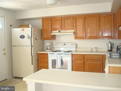 4919 Berryhill Cir, Perry Hall, MD 21128 - photo 7