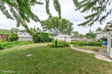 1086 Walter Ave, Des Plaines, IL 60016 - photo 3