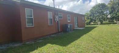 2002 N 31st St, Fort Pierce, FL 34947 - photo 4