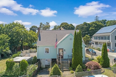 10 Lynch St, Lawrence, MA 01841 - photo 4