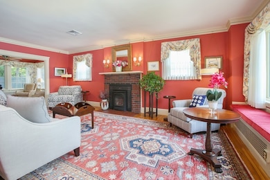 54 Howitt Rd, West Roxbury, MA 02132 - photo 2