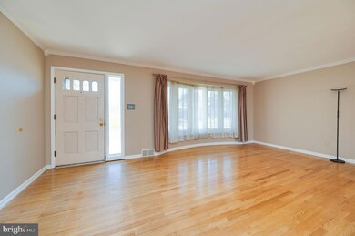 3804 Circle Ave, Reading, PA 19606 - photo 2