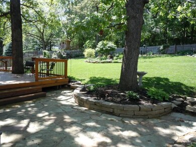 Flagstone patio and new deck...Great for entertain