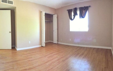 21st Av Bedroom 1