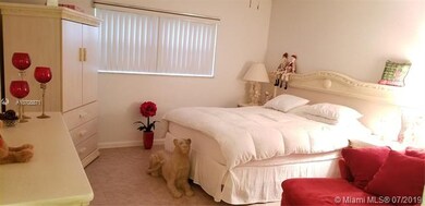 8515 Old Country Manor unit 420, Davie, FL 33328 - photo 4