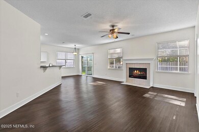 07-Family Room