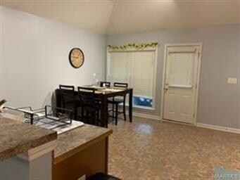 Eat-in-kitchen with great space and room for a wor