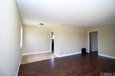 1214 E 121st St, Los Angeles, CA 90059 - photo 6