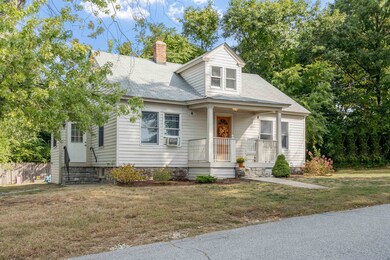 24 Doris St, Manchester, NH 03103 - photo 2