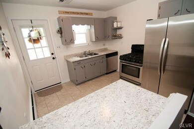 1841 Livingston St, Bethlehem, PA 18017 - photo 6